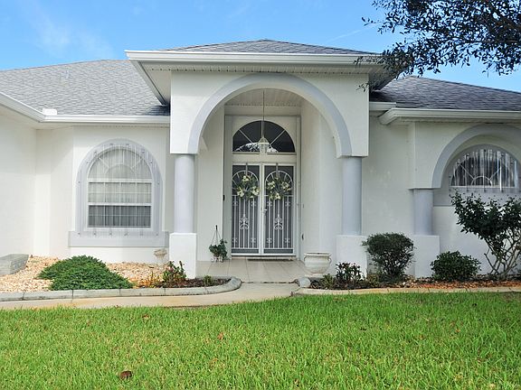 Beautiful entry way