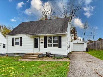 3864 Louise St, Mogadore, OH, 44260