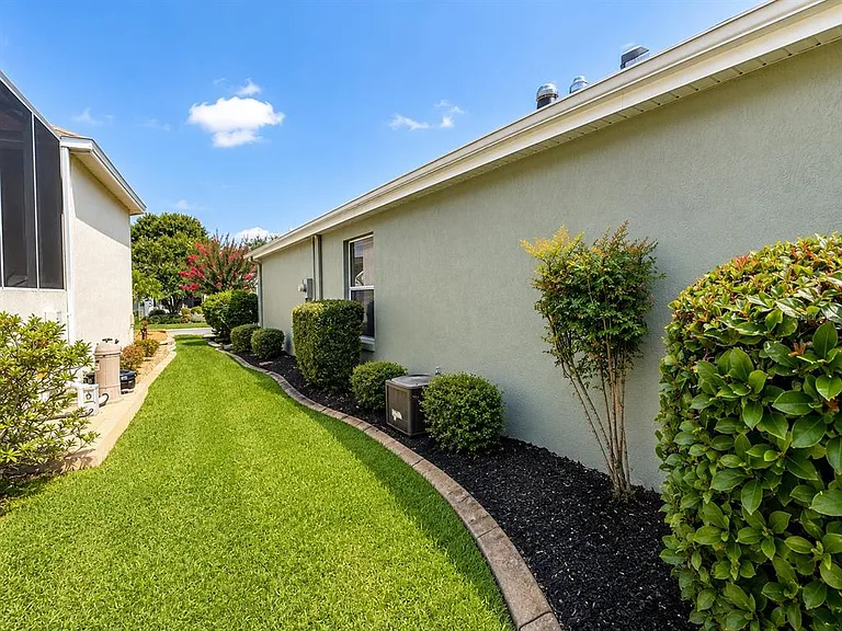 1211 Cabella Cir — Photo 5