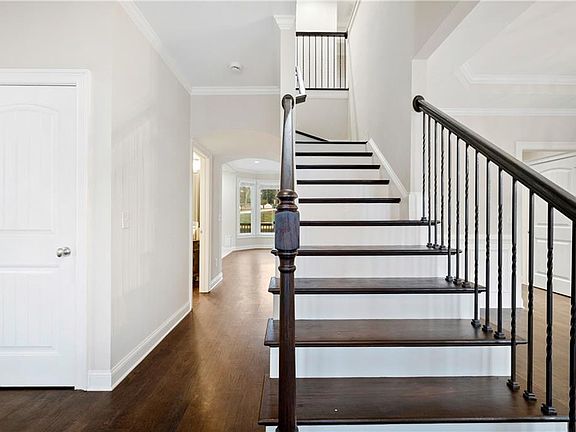5th image of 3349 Alexis Ct