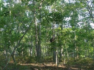10 Adam Ln, Westhampton Beach, NY 11978