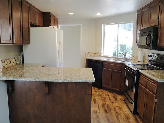 2nd image of 2184 Torrey Gln