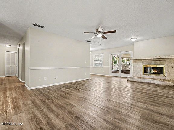 3rd image of 8574 BLACKBERRY Lane E