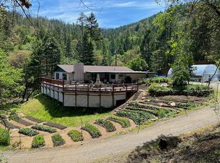 2135 Knowles Rd, Medford, OR 97501