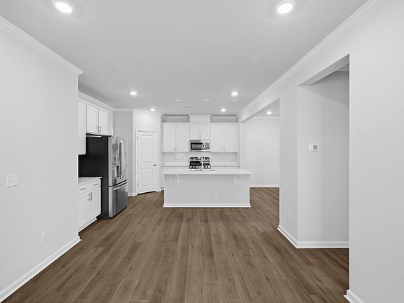 6th image of this home