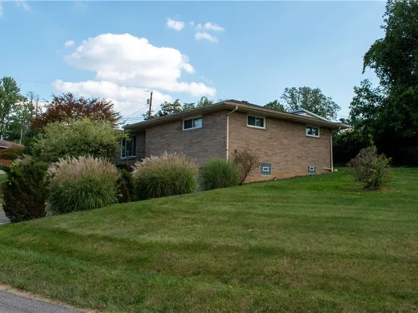 123 Greenridge Dr, Monongahela, PA 15063