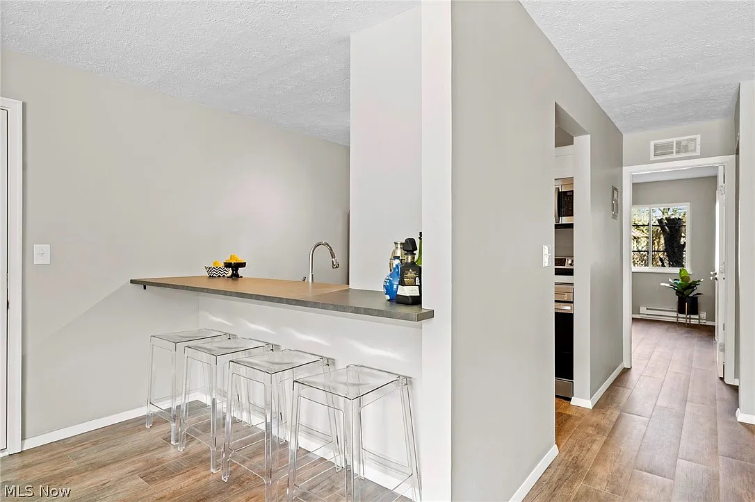 1 bed, 720 sqft, $1,400 — Photo 4
