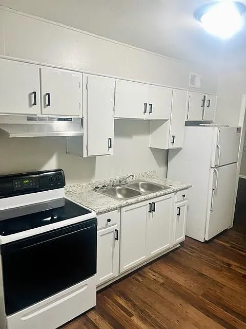 2 bed, 850 sqft, $850 — Photo 2