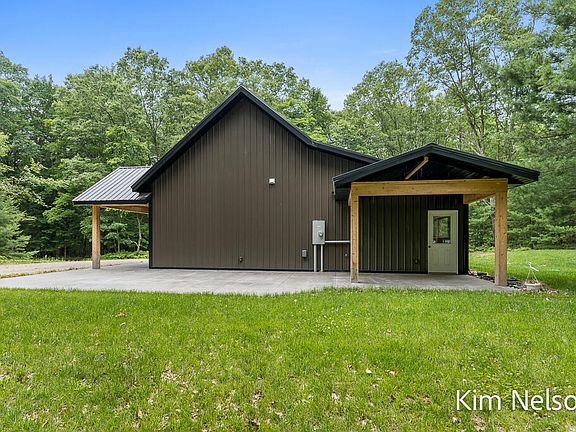 2nd image of 3675 White Lake Dr