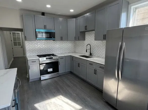 232 Franklin St #1, Elizabethport, NJ 07206