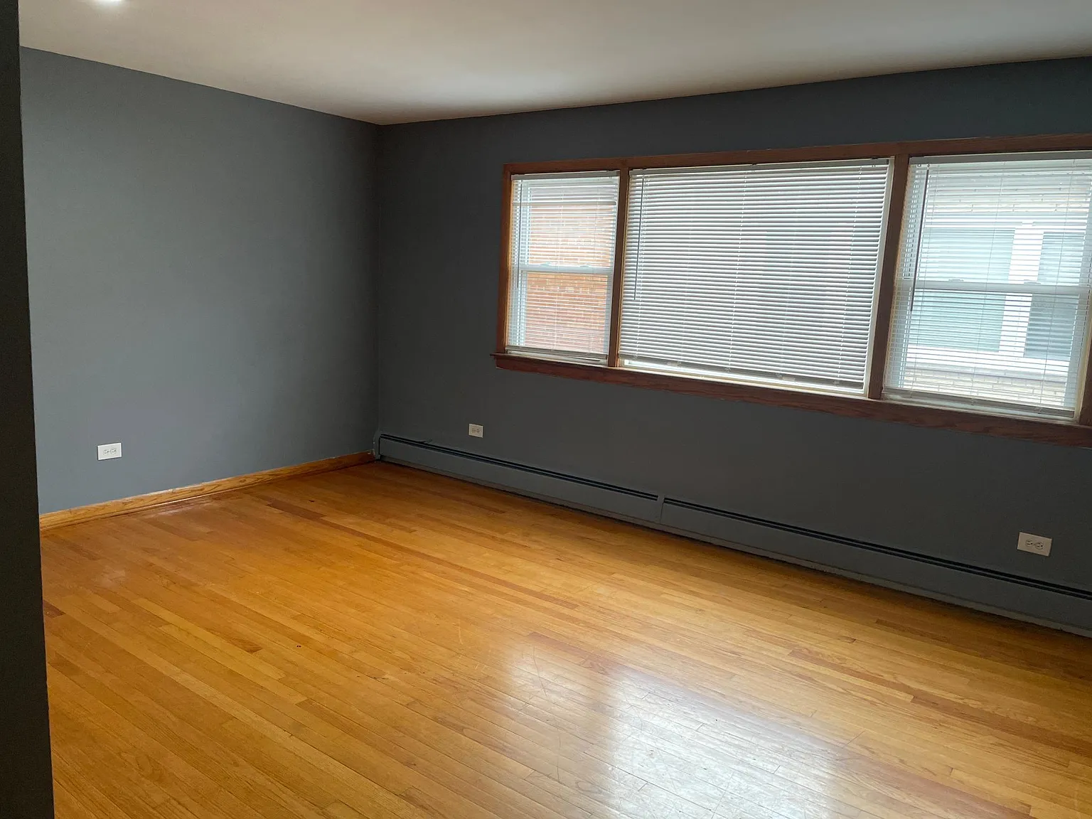 14120 S Tracy Ave — Photo 3