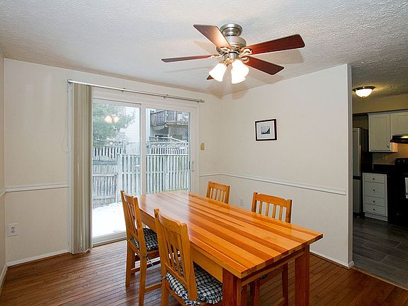5th image of 7807 Fairborn Ct