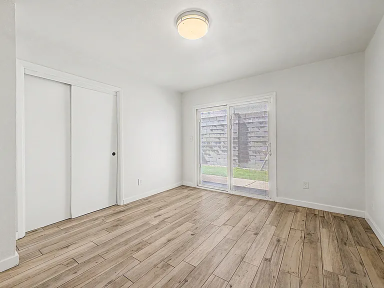 4250 N 27th St #4 — Photo 19