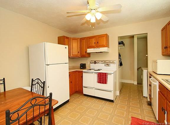 3rd image of 129 E Vidas Ave