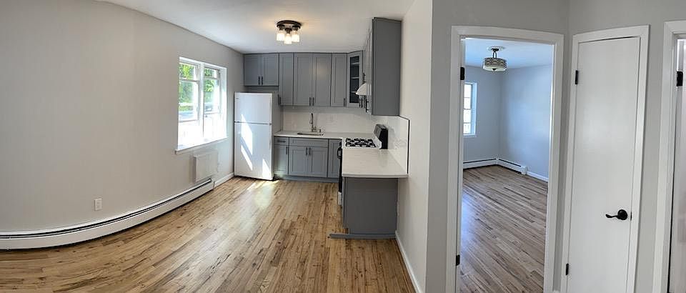 1st image of 1458 E 70th St #1