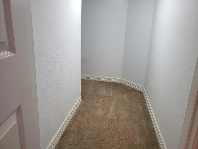3607 Cat Springs Ln — Photo 33