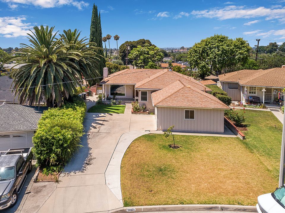 1st image of 14451 Cartela Dr