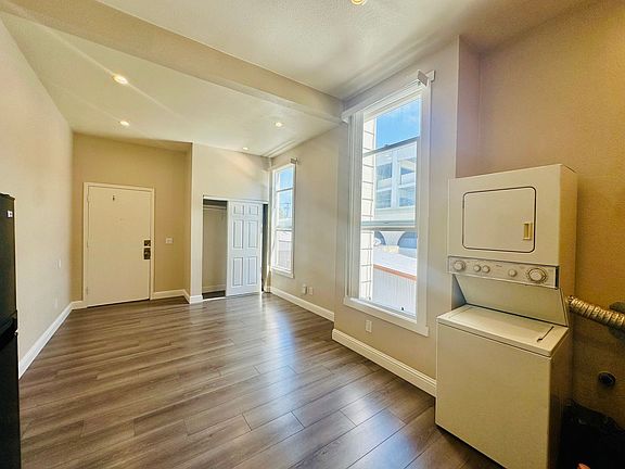 5th image of 3210 San Leandro St APT 8