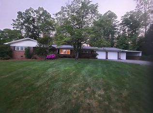 2580 Hickory Blvd SW, Lenoir, NC 28645