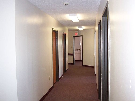 5th image of 1078 Wentzville Pkwy