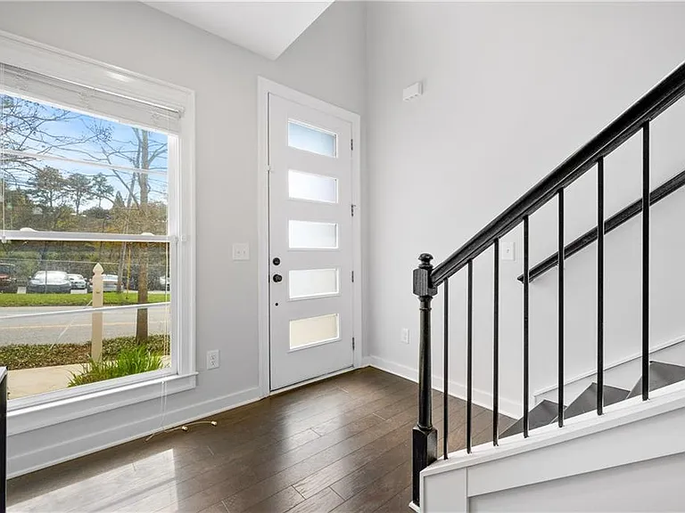 552 Ember Ln NW — Photo 34