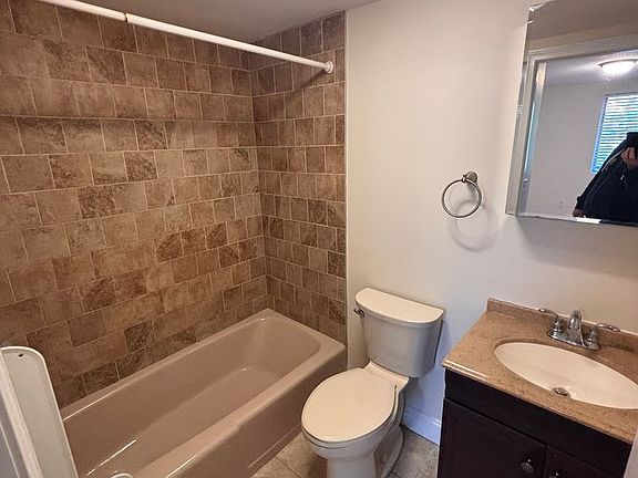 4th image of 447 Pleasant St APT 80