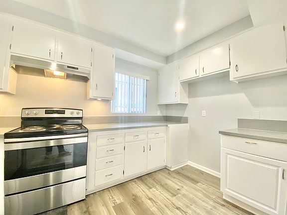 4th image of 11502 Eucalyptus Ave APT C