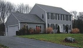 2nd image of 140 Ridge Ln
