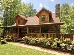 26 Taylor Rd, Fairview, NC 28730