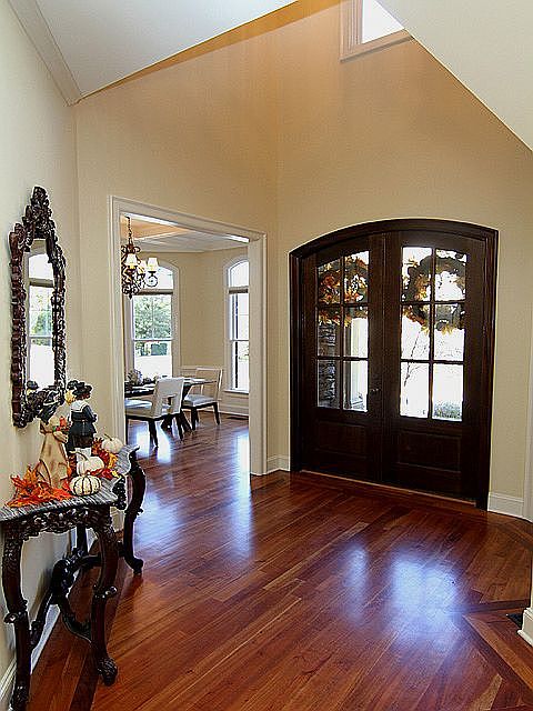 Foyer to your dream home