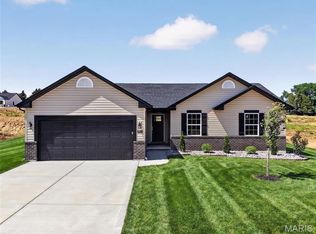 18815 Addi Dr, Warrenton, MO 63383