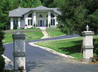 615 Deerfield Dr, Martinsville, IN 46151