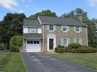 120 Golfview Rd, Ardmore, PA 19003