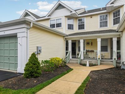 13 Commodore Circle, Port Jefferson Station, NY, 11776