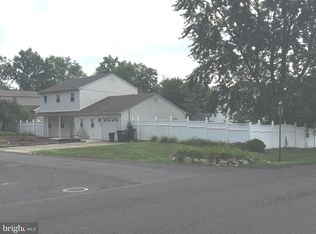 1601 Colonial Dr, Feasterville Trevose, PA 19053