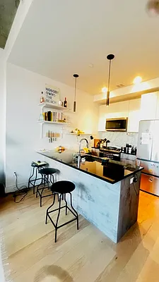 Rented by Modern Spaces | media 16