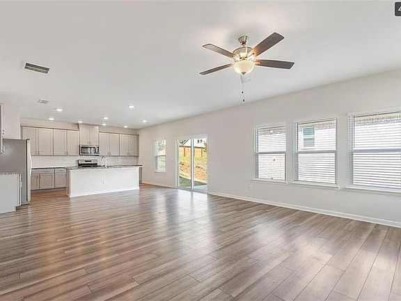 3rd image of 6901 Durham Ln