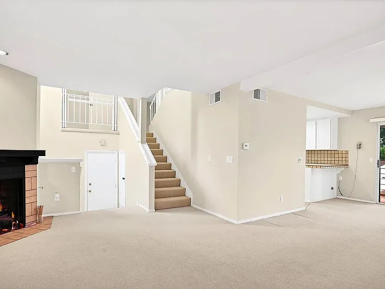 5451 Caminito Borde — Photo 5