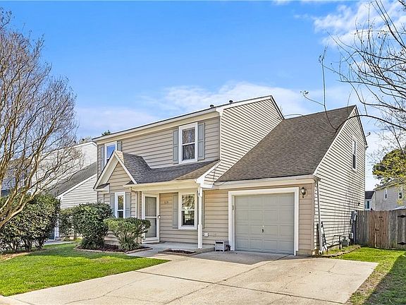 3rd image of 119 Stoney Ridge Ave