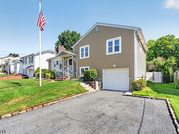 3rd image of 105 Mountainview Dr