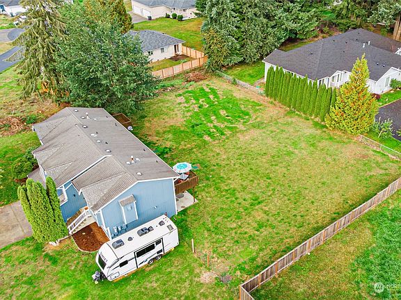 3rd image of 7213 112th Street E
