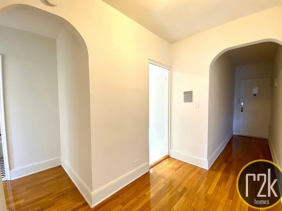 4th image of 28-16 34th St #4C