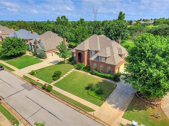 Gorgeous Green Belt Lot