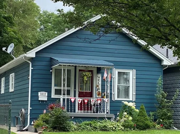 3612 King St, Windsor, ON N9C 1P5