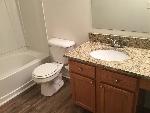 116 Kettering Ct — Photo 9