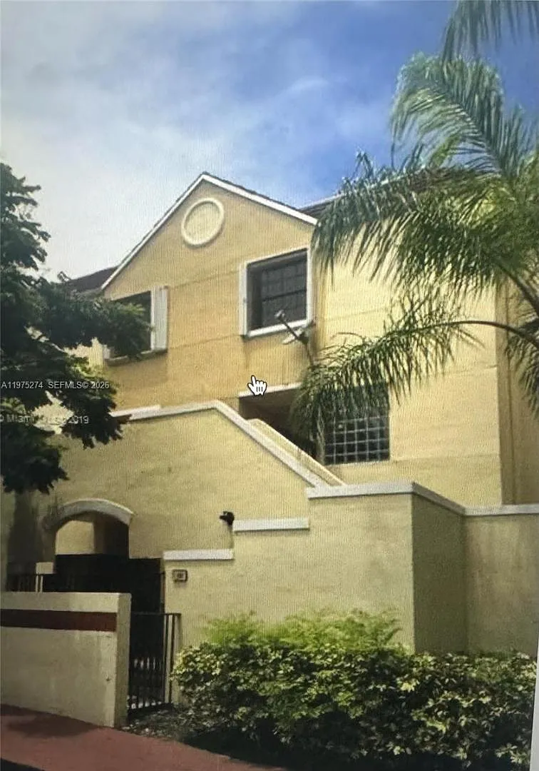 13037 Sw 88th Ln - 13037 Sw 88th Ln # 204a Miami, Fl 33186 — Photo 1