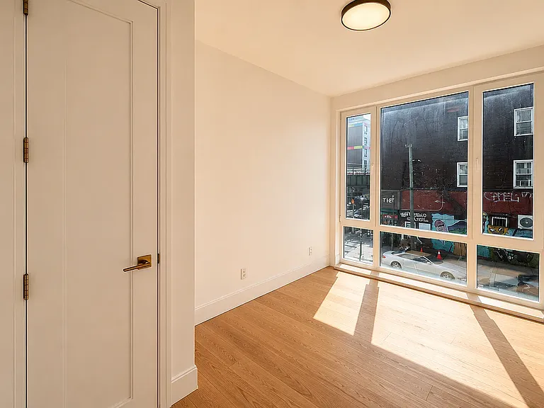 2741 Fulton St #2A — Photo 5