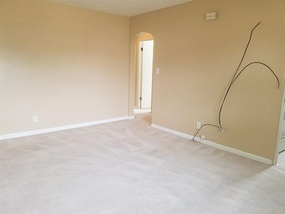 5th image of 1503 Short St