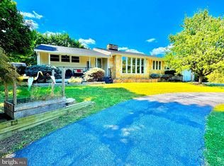 1275 Valley View Dr, Front Royal, VA 22630