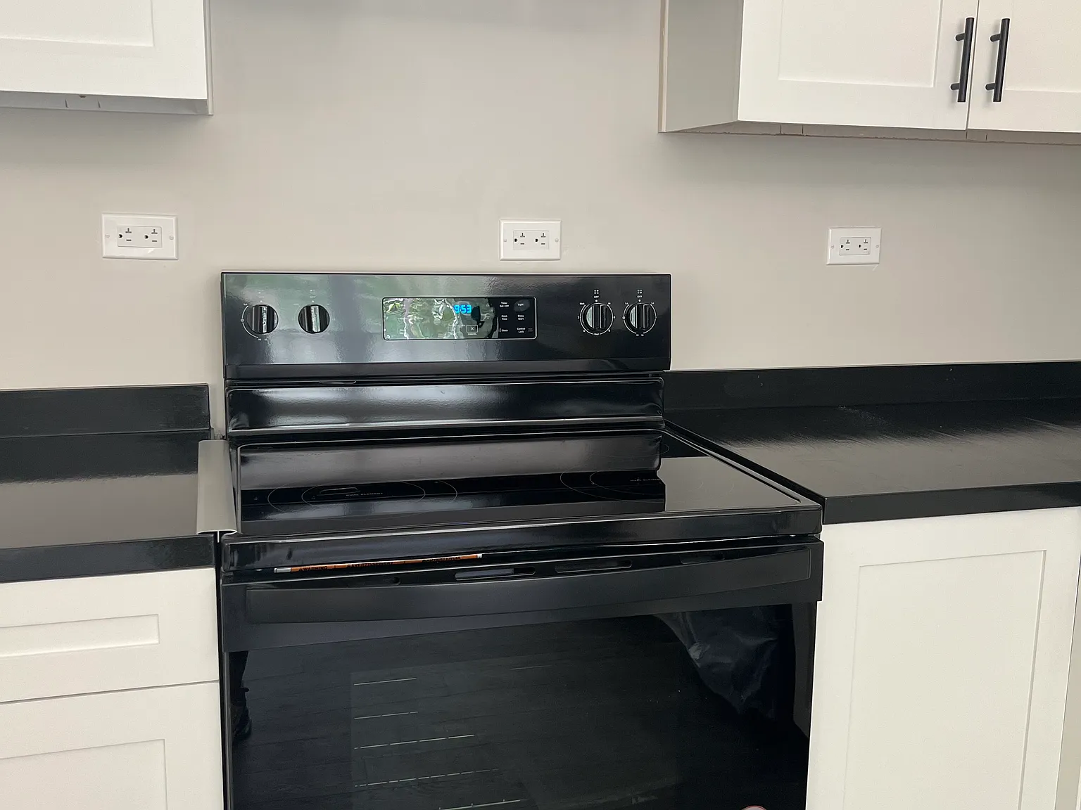 1 bed, 1000 sqft, $1,100 — Photo 3